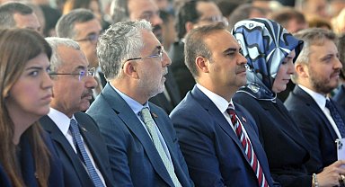 İstanbul- Bakan Kacır: Türkiye, dünyanın 7 kıtasıyla çok etkin etkileşimi olan bir ülke