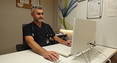 İstanbul - Dr. Süngü: Grip şikayetiyle gelen 5 hastanın 4'ü Covid-19