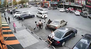 İstanbul - Esenyurt'ta aynı iş yeri önünde 2 park yeri kavgası