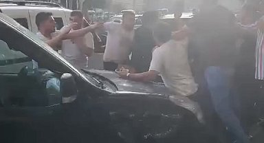 İstanbul- Fatih'te bıçaklı park yeri kavgası