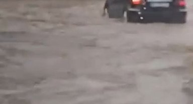 İstanbul - İstanbul'da sağanak yağış etkili oluyor -1