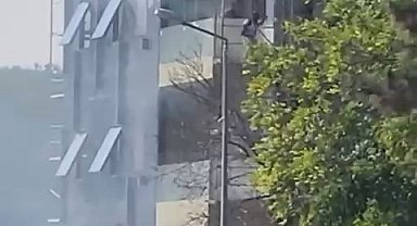 İstanbul- Sarıyer'de otel inşaatında yangın: İşçiler iskeleden atlayarak kurtuldu