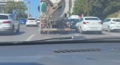 İstanbul - Üsküdar'da yola beton dökerek ilerleyen sürücüye 12 bin 52 lira para cezası