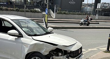 İstanbul - Vedat Milor'un içinde bulunduğu otomobil kaza yaptı