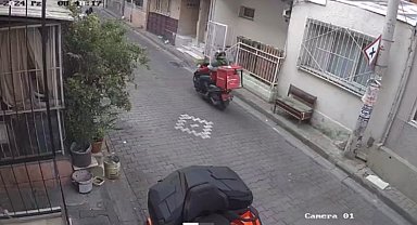 İzmir'de 3 saat arayla 2 kıza tacizde bulunan motokurye yakalandı