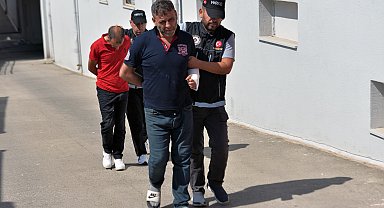 Kaçarken yakalanan 2 uyuşturucu şüphelisinden birinin kolu kırıldı