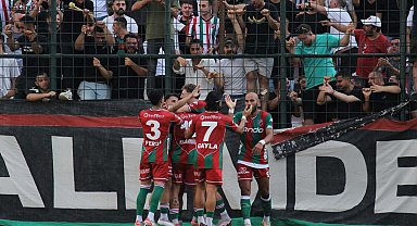 Karşıyaka gücünü gösterdi