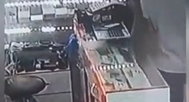 Kayseri'de telefon hırsızlığı kamerada