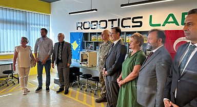 Kosova'da robotik dershaneler açıldı