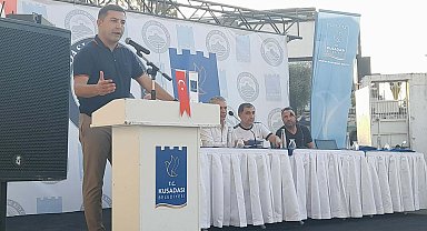 Kuşadasıspor'da yeni transferler taraftara tanıtıldı