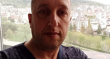 Otomobille çarpışan motosikletteki amca ağır yaralandı, yeğeni öldü