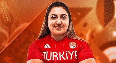 Para halterde Sibel Çam, bronz madalya kazandı