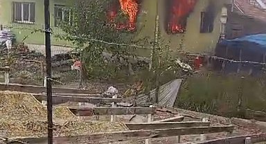 Patlayan şarj aletiinden yangın çıktı: 1 yaralı