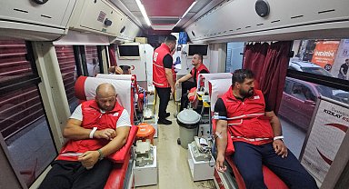 Pehlivanlar kan bağışı yaptı