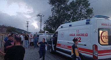 Samsun'da fındık işçilerinin taşındığı minibüs devrildi: 15 yaralı