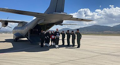 Şehidin kız kardeşi: Yanına koysalar olmaz mı, sessizce otururum