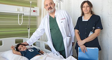 Sünnet sırasında penis derisi kesilen çocuğa, kasığından alınan deri dikildi