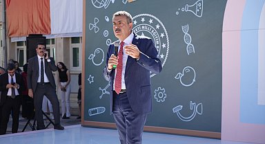 Tekin: Türkiye Yüzyılı Maarif Modeli'nin mihenk taşlarından biri çocukların severek okullarına gidebilmesi