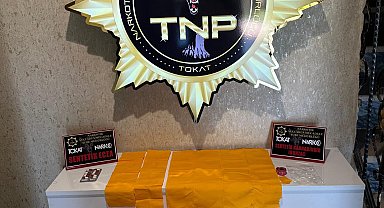 Tokat'ta peçeteye emdirilmiş uyuşturucu ele geçirildi