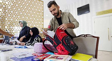 Ümraniye Belediyesi'nden öğrencilere kırtasiye desteği