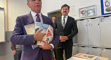Yeni müfredata uygun ücretsiz ders kitapları okullara dağıtıldı