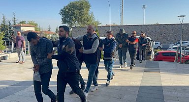 19 ildeki 1,2 milyar TL dolandırıcılık operasyonunun 76 şüphelisi adliyede