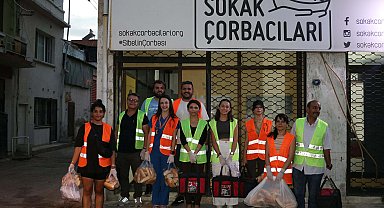 'Sibel'in Çorbası'yla gönüllülere dokunuyorlar