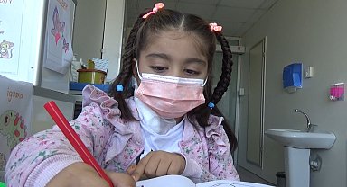 7 yaşındaki Aye, babasının böbreği ile hayata tutundu; donörün böbreği sırtından alındı