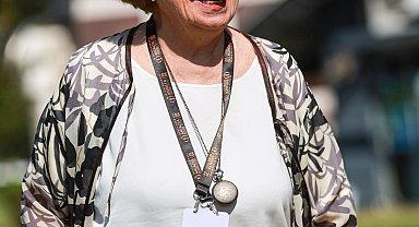 Altın Portakal'ın ilkini de 61'incisini de izledi