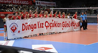 Aras Kargo Spor Kulübü, Sultanlar Ligi'ni İzmir'e taşıdı