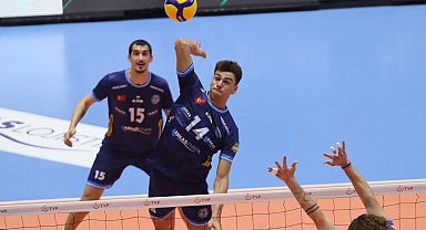 Arkas Spor - Akaa Volley: 1-3