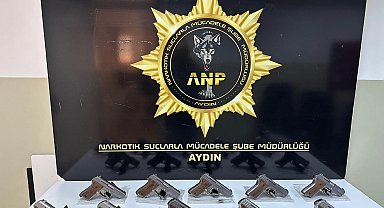 Aydın'da otomobilinde 10 tabancayla yakalanan şüpheli tutuklandı