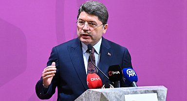 Bakan Tunç: İkinci Yüzyılın başında, darbe anayasasıyla yolumuza devam etmek bizim için yüz karası