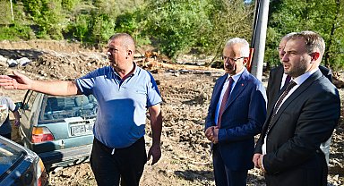 Bakan Uraloğlu: Felakette evleri yıkılan vatandaşların geçici barınmaları için gerekli çalışmaları yapıyoruz