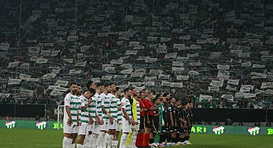 Bursaspor taraftarından kadın cinayetlerine tepki