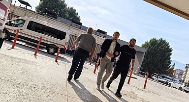 Denetimden kaçarken havaya ateş açılarak durdurulan sürücü tutuklandı