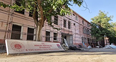 Diyarbakır E Tipi Cezaevi'nin restorasyon çalışmaları başladı