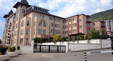 Ebrar Sitesi sanığı: Eski yönetmeliğe göre yapılmış binanın yıkılmasını suç olarak üzerime almıyorum