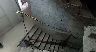 Gaziantep'te 7'nci kattan düşen inşaat ustası öldü