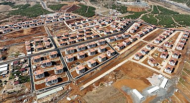 Gaziantep'te deprem konutları teslim ediliyor