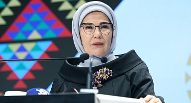 Geleneksel Türk gelinlikleri Belgrad'daki defilede tanıtıldı