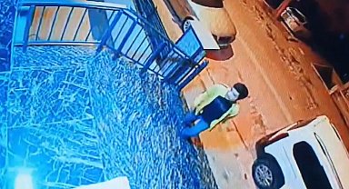 İstanbul- Avcılar'da bisiklet hırsızlığı kamerada