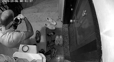 İstanbul-Şişli'de kalite ve numara kontrolü yapan ayakkabı hırsızı kamerada