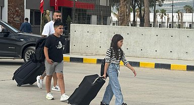 Lübnan'dan Mersin'e 351 yolcu daha geldi