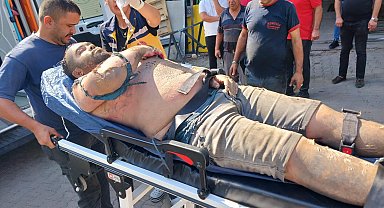 Mersin'de boya imalathanesinde patlama; 2'si ağır 3 yaralı