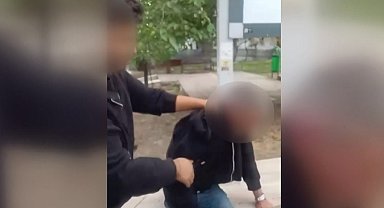 Okul önündeki parkta 'mastürbasyon' yaparken yakalandı; o anlar kamerada