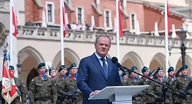 Polonya sığınma hakkını geçici olarak askıya alıyor