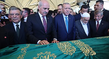 Recai Kutan, son yolculuğuna uğurlandı