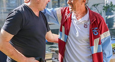 Şenol Güneş, eski öğrencileriyle yemekte buluştu