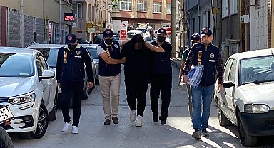 Sosyal medyada 'müstehcenliğe' gözaltı